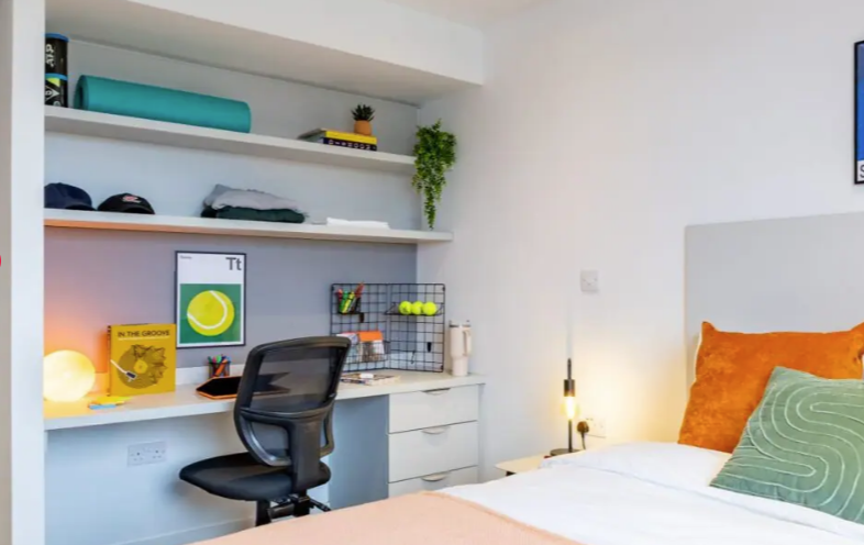 True students – bedroom